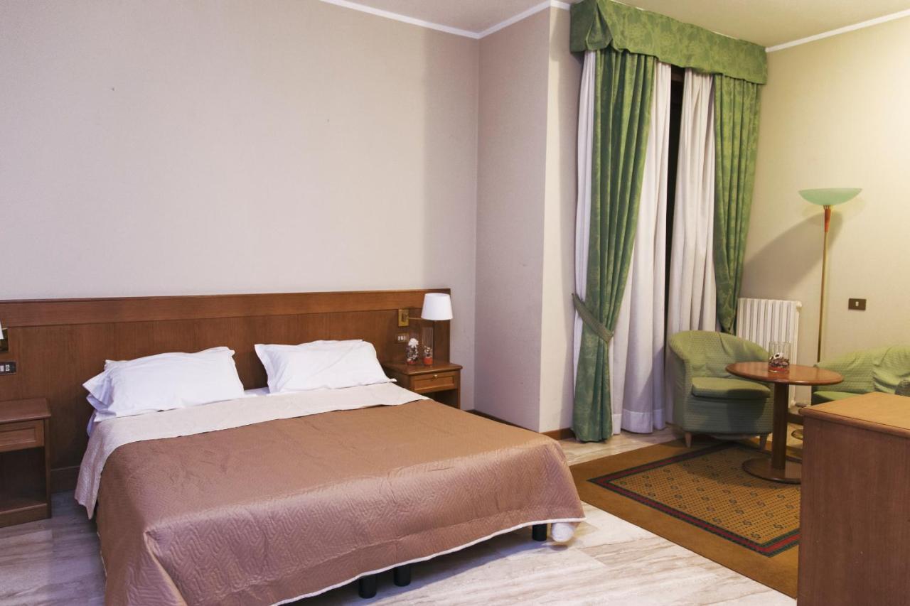 Hotel Clementi 살리체테르메 외부 사진